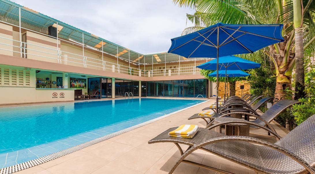 Patio Pacific Resort Balabag  Екстер'єр фото
